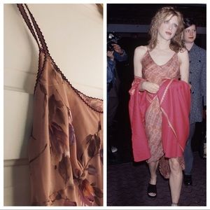 Vtg 90’s Courtney Love Style Slip 🌸